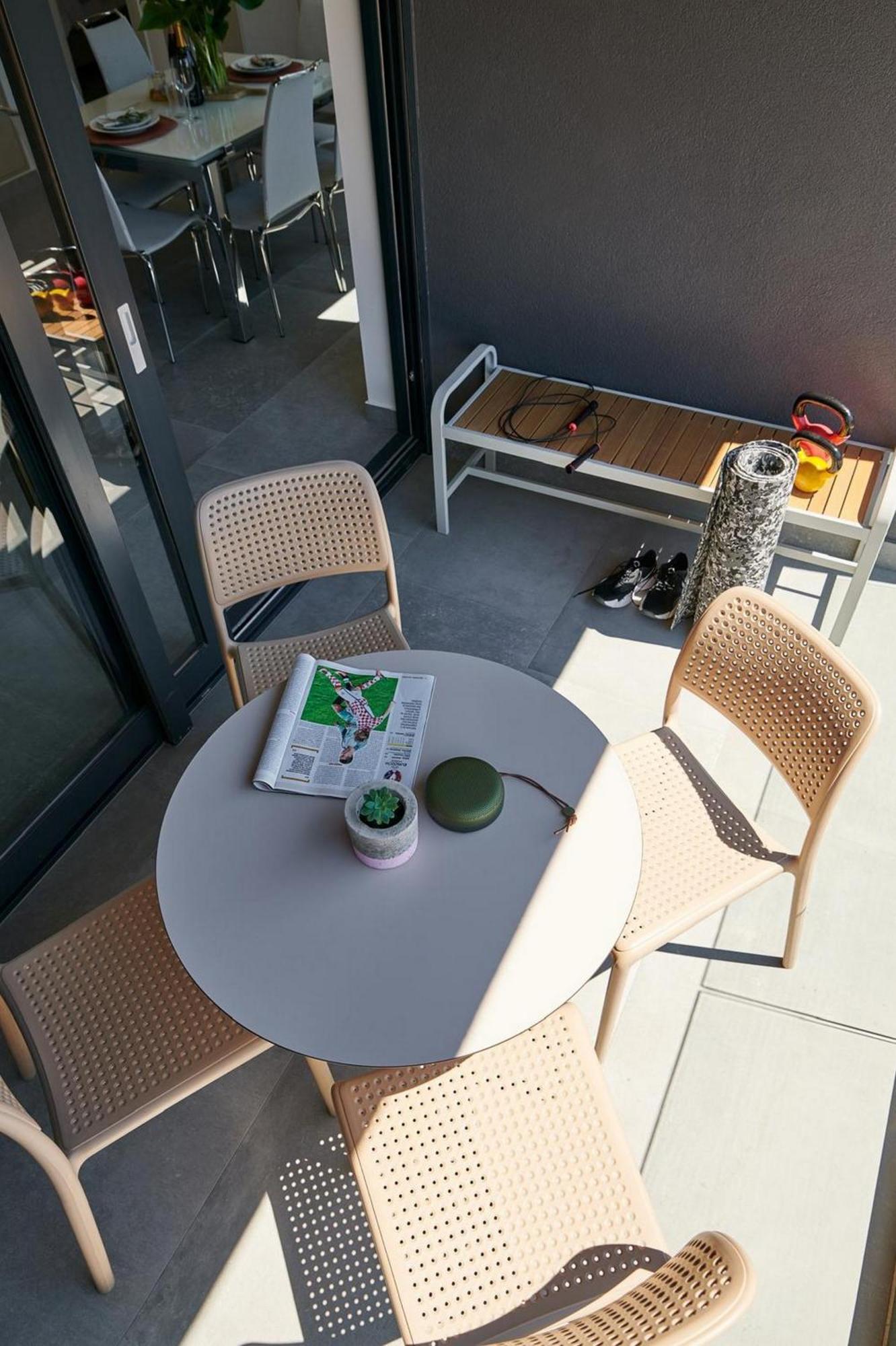 Irena Apartment No 2 ツァヴタット エクステリア 写真